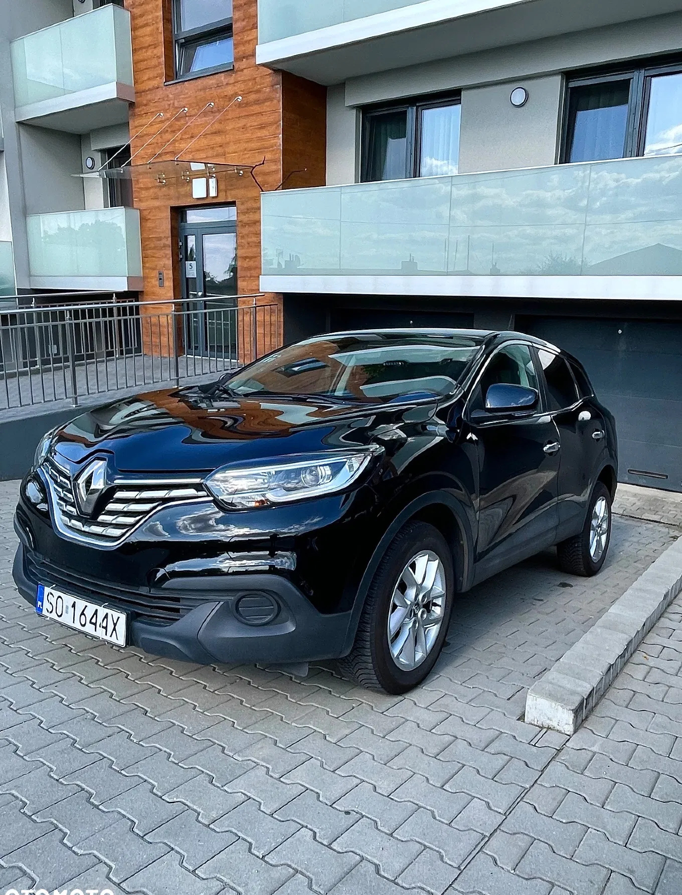 samochody osobowe Renault Kadjar cena 60500 przebieg: 62000, rok produkcji 2017 z Sosnowiec